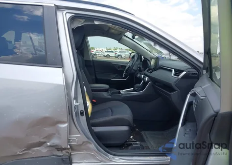 2021 Toyota Rav4 Le z USA, uszkodzony, nr VIN JTMG1RFV2MD073002